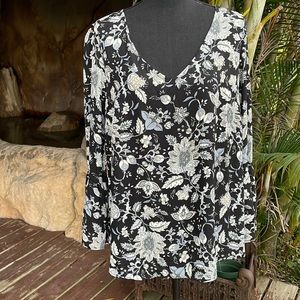 NY collection woman black and white floral print blouse size 1X
